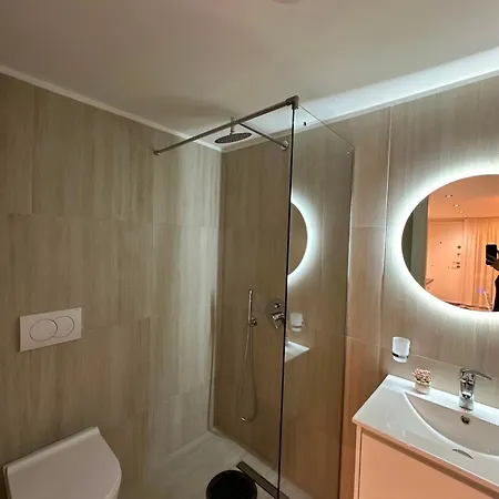 Nevi's 3 Durrës